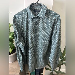 Green button down retro shirt